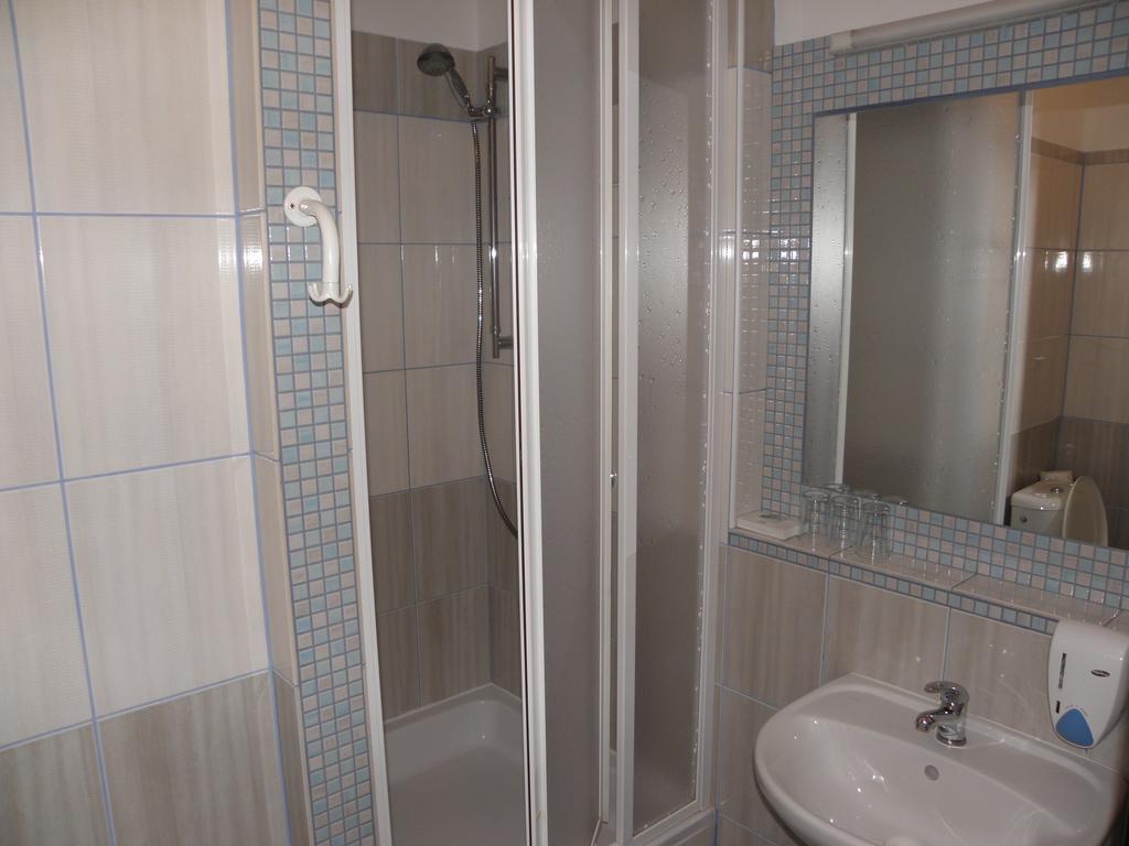 Hotel Milotel Оломоуц Номер фото