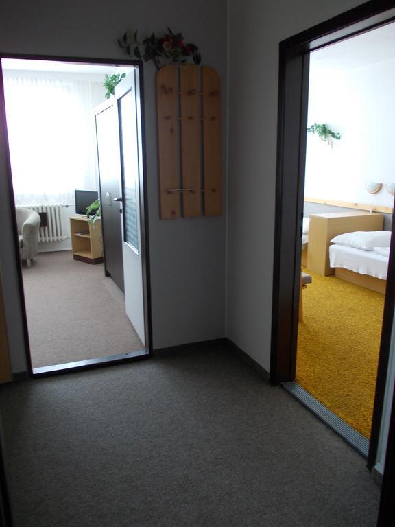 Hotel Milotel Оломоуц Номер фото