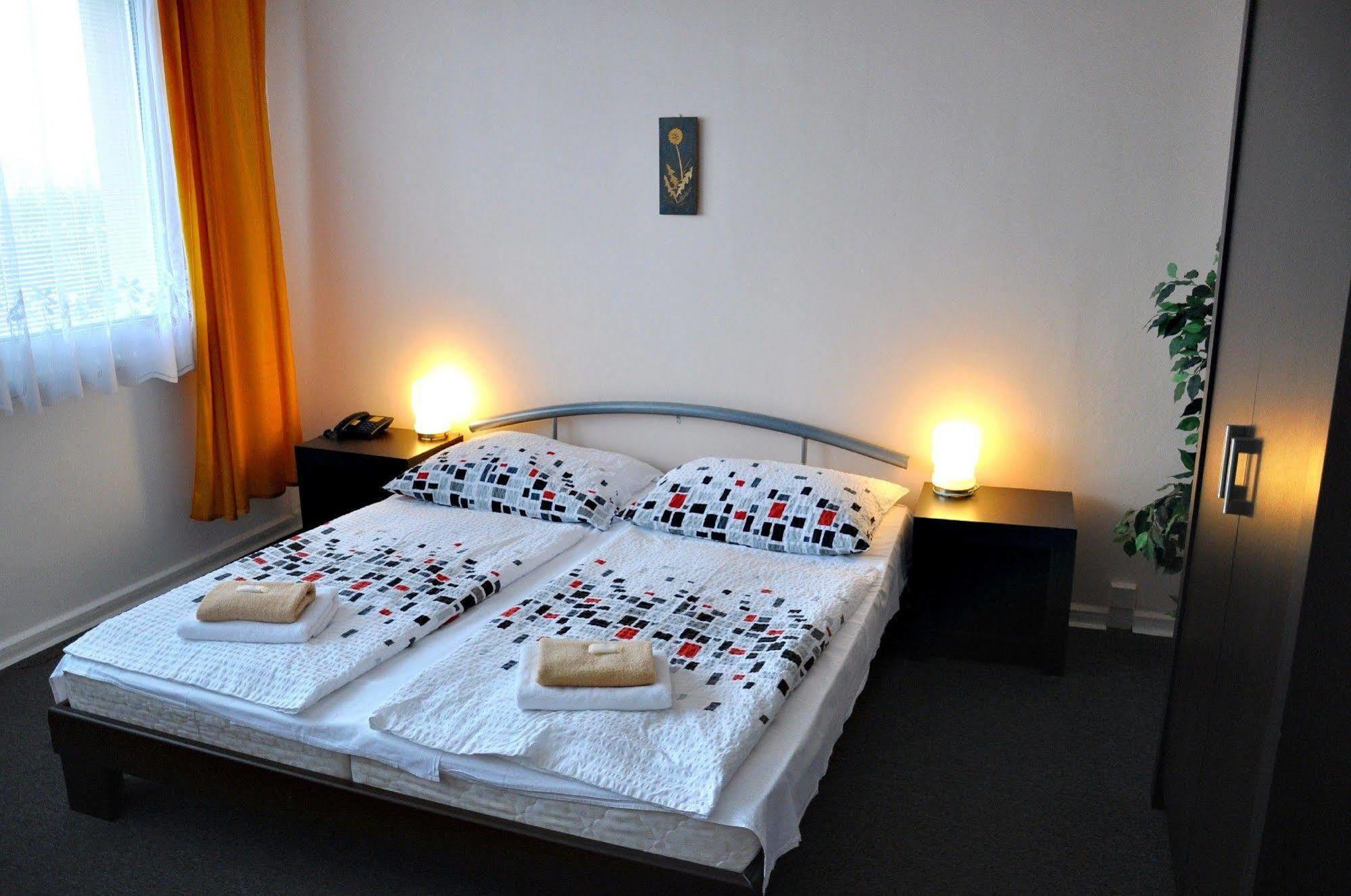 Hotel Milotel Оломоуц Екстер'єр фото